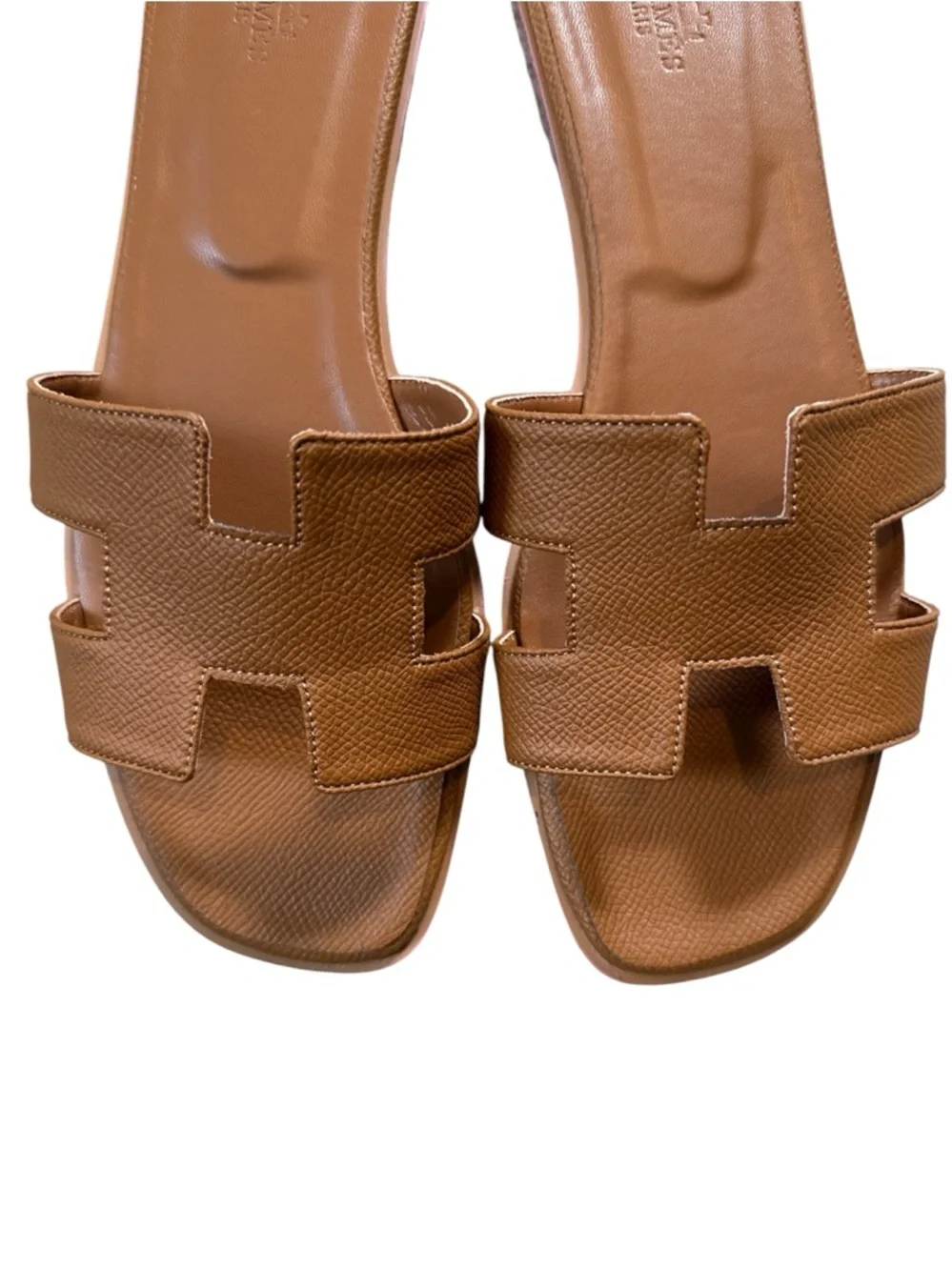 Hermes Oran Sandals in Gold EU38 - Picture 7 of 8